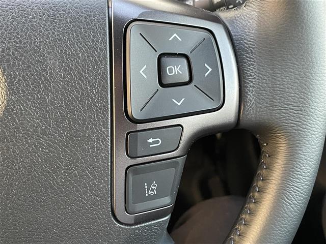 ハイエースバン スーパーGL ダーク プライムII 純正ナビ Bluetooth DVD CD フルセグTV パノラミックビューモニター 前後ドライブレコーダー デジタルインナーミラー 衝突軽減ブレーキ オートハイビーム プッシュスタート スマートキー(27枚目)