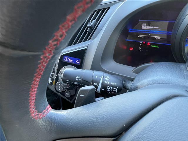 CR-Z αマスターレーベル 純正ナビ Bluetooth フルセグTV CD DVD AM FM クルーズコントロール パドルシフト ハーフレザー スマートキー ETC ステアリングリモコン 純正フロアマット ドアバイザー(9枚目)