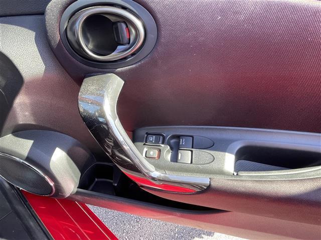 CR-Z αマスターレーベル 純正ナビ Bluetooth フルセグTV CD DVD AM FM クルーズコントロール パドルシフト ハーフレザー スマートキー ETC ステアリングリモコン 純正フロアマット ドアバイザー(13枚目)