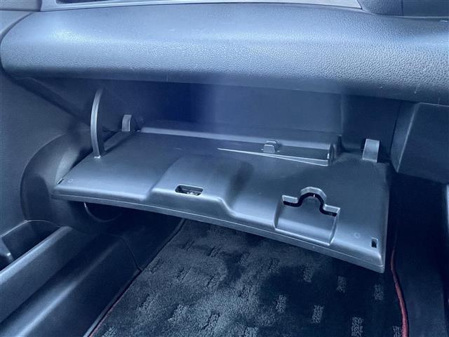 CR-Z αマスターレーベル 純正ナビ Bluetooth フルセグTV CD DVD AM FM クルーズコントロール パドルシフト ハーフレザー スマートキー ETC ステアリングリモコン 純正フロアマット ドアバイザー(14枚目)