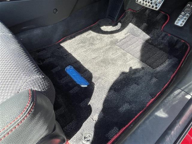 CR-Z αマスターレーベル 純正ナビ Bluetooth フルセグTV CD DVD AM FM クルーズコントロール パドルシフト ハーフレザー スマートキー ETC ステアリングリモコン 純正フロアマット ドアバイザー(20枚目)