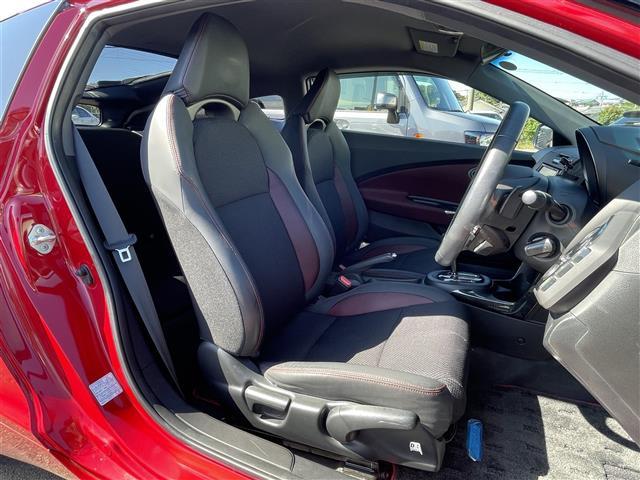 CR-Z αマスターレーベル 純正ナビ Bluetooth フルセグTV CD DVD AM FM クルーズコントロール パドルシフト ハーフレザー スマートキー ETC ステアリングリモコン 純正フロアマット ドアバイザー(24枚目)