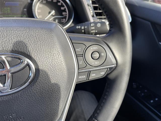 カムリ G ☆純正ナビ(AM/FM/BT/SD/DVD/TV) サンルーフ オートライト オートハイビーム クルーズコントロール ETC2.0 ドライブレコーダー 電動格納ミラー 純正アルミ17インチ(7枚目)