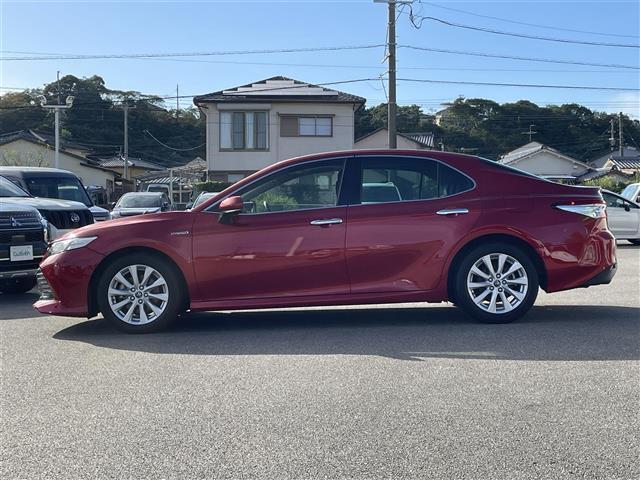 カムリ G ☆純正ナビ(AM/FM/BT/SD/DVD/TV) サンルーフ オートライト オートハイビーム クルーズコントロール ETC2.0 ドライブレコーダー 電動格納ミラー 純正アルミ17インチ(33枚目)