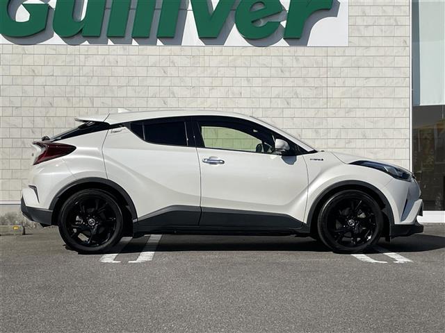 C-HR G モード ネロ 純正SDナビ(CD/DVD/AM/FM/BT) フルセグTV バックカカメラ ステアリングスイッチ クルーズコントロール D席/N席シートヒーター クリアランスソナー ハーフレザーシート(5枚目)