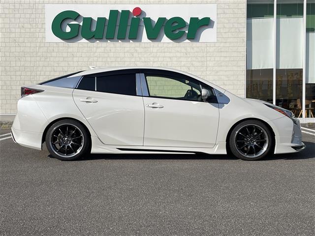 プリウス Sツーリングセレクション 純正ナビ Bluetooth DVD CD フルセグTV バックカメラ 衝突軽減ブレーキ レーダークルーズコントロール D/N席シートヒーター モデリスタエアロ WORK18インチアルミホイール(9枚目)