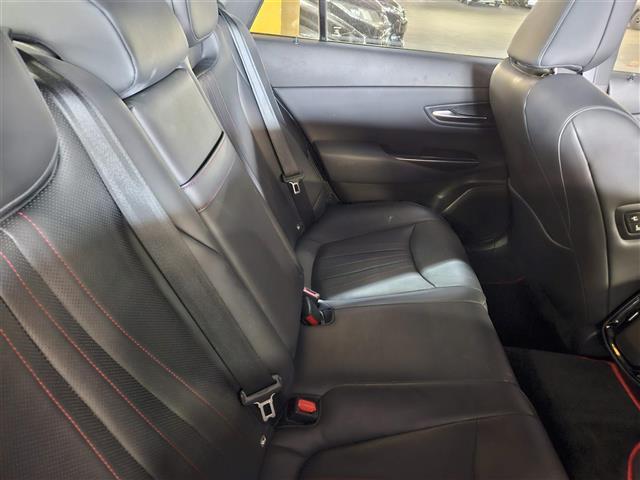 クラウンハイブリッド S スポーツスタイル ワンオーナー TコネクトSDナビ(8インチ) フルセグ バックカメラ ETC2.0 純正ドラレコ クルコン コーナーセンサー セーフティセンス オートマチックハイビーム 黒レザーシート AC100V(8枚目)