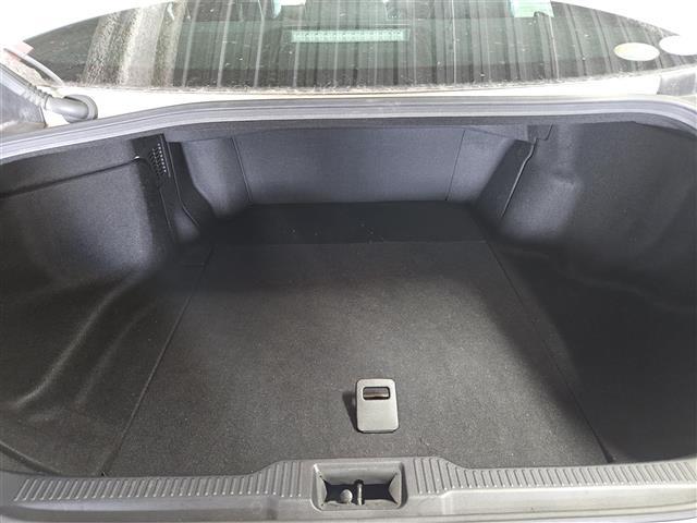 クラウンハイブリッド S スポーツスタイル ワンオーナー TコネクトSDナビ(8インチ) フルセグ バックカメラ ETC2.0 純正ドラレコ クルコン コーナーセンサー セーフティセンス オートマチックハイビーム 黒レザーシート AC100V(9枚目)