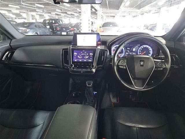 クラウンハイブリッド S スポーツスタイル ワンオーナー TコネクトSDナビ(8インチ) フルセグ バックカメラ ETC2.0 純正ドラレコ クルコン コーナーセンサー セーフティセンス オートマチックハイビーム 黒レザーシート AC100V(42枚目)