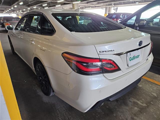 クラウンハイブリッド S スポーツスタイル ワンオーナー TコネクトSDナビ(8インチ) フルセグ バックカメラ ETC2.0 純正ドラレコ クルコン コーナーセンサー セーフティセンス オートマチックハイビーム 黒レザーシート AC100V(43枚目)