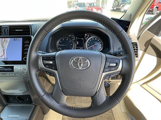 ランドクルーザープラド TX Lパッケージ マットブラックエディション 純正ディスプレイオーディオ Bluetooth HDMI AM FM パワーシート シートヒーター ベンチレーション 衝突軽減ブレーキ オートハイビーム LEDヘッドライト レザーシート ETC2.0(4枚目)