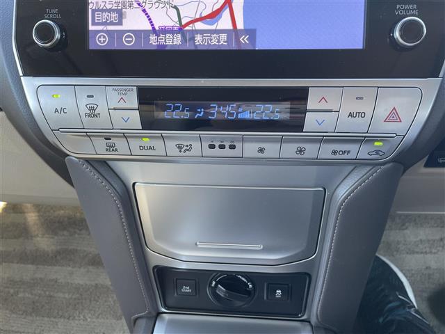ランドクルーザープラド TX Lパッケージ マットブラックエディション 純正ディスプレイオーディオ Bluetooth HDMI AM FM パワーシート シートヒーター ベンチレーション 衝突軽減ブレーキ オートハイビーム LEDヘッドライト レザーシート ETC2.0(12枚目)