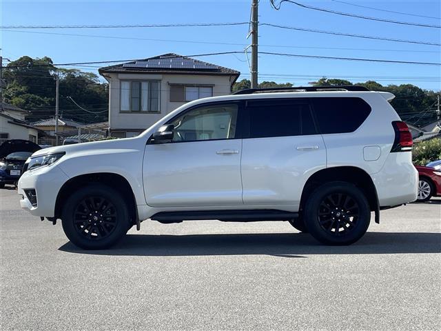 ランドクルーザープラド TX Lパッケージ マットブラックエディション 純正ディスプレイオーディオ Bluetooth HDMI AM FM パワーシート シートヒーター ベンチレーション 衝突軽減ブレーキ オートハイビーム LEDヘッドライト レザーシート ETC2.0(35枚目)