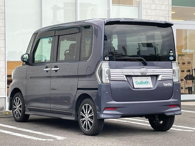 タント カスタムX トップED LTD SAIII 禁煙車 全方位カメラ ドラレコ 衝突被害軽減 車線逸脱警報 LEDヘッドランプ オートライト 社外ナビ フルセグ 両側パワスラドア 半革シート 運転席シートヒーター 純正14インチAW スマートキー(3枚目)