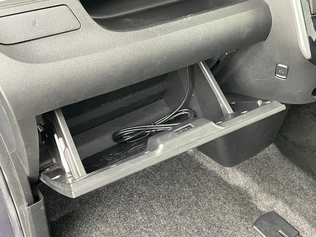 タント カスタムX トップED LTD SAIII 禁煙車 全方位カメラ ドラレコ 衝突被害軽減 車線逸脱警報 LEDヘッドランプ オートライト 社外ナビ フルセグ 両側パワスラドア 半革シート 運転席シートヒーター 純正14インチAW スマートキー(39枚目)