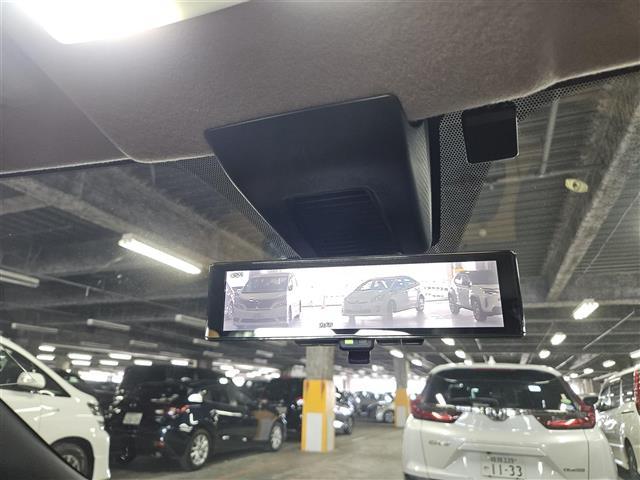 キックス Ｘ　ツートーンインテリアエディション　ワンオーナー　純正ナビ　フルセグ　バックカメラ　アラウンドビューモニター　ビルトインＥＴＣ　ドラレコ　セーフティアシスト　革巻きステアリング　シートヒーター　シルバールーフレール　禁煙車（5枚目）