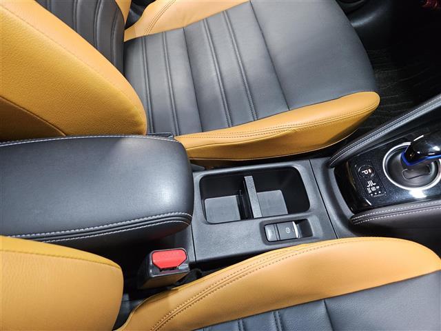 キックス Ｘ　ツートーンインテリアエディション　ワンオーナー　純正ナビ　フルセグ　バックカメラ　アラウンドビューモニター　ビルトインＥＴＣ　ドラレコ　セーフティアシスト　革巻きステアリング　シートヒーター　シルバールーフレール　禁煙車（22枚目）