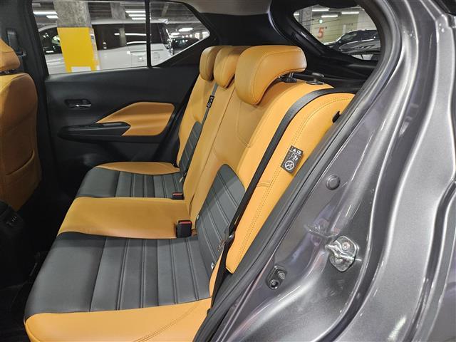 キックス Ｘ　ツートーンインテリアエディション　ワンオーナー　純正ナビ　フルセグ　バックカメラ　アラウンドビューモニター　ビルトインＥＴＣ　ドラレコ　セーフティアシスト　革巻きステアリング　シートヒーター　シルバールーフレール　禁煙車（26枚目）