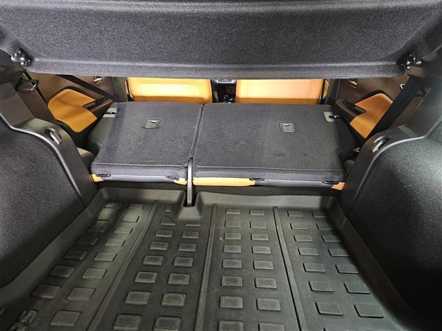 キックス Ｘ　ツートーンインテリアエディション　ワンオーナー　純正ナビ　フルセグ　バックカメラ　アラウンドビューモニター　ビルトインＥＴＣ　ドラレコ　セーフティアシスト　革巻きステアリング　シートヒーター　シルバールーフレール　禁煙車（27枚目）