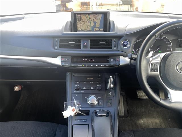 CT CT200h バージョンC 純正ナビゲーション ETC車載器 バックカメラ クルーズコントロール パドルシフト LEDヘッドライト シートヒーター スマートキー プッシュスタート カラーコード3R1 フォグランプ AAC HV(4枚目)