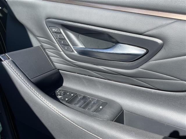 アルファードハイブリッド Ｚ　純正ナビ　フルセグＴＶ　Ｂｌｕｅｔｏｏｔｈ　左右独立ムーンルーフ　モデリスタエアロ　モデリスタホイール　パワーバックドア　両側パワースライドドア　前後ドライブレコーダー　置くだけ充電　シートヒーター（15枚目）