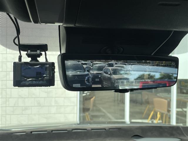 アルファードハイブリッド Ｚ　純正ナビ　フルセグＴＶ　Ｂｌｕｅｔｏｏｔｈ　左右独立ムーンルーフ　モデリスタエアロ　モデリスタホイール　パワーバックドア　両側パワースライドドア　前後ドライブレコーダー　置くだけ充電　シートヒーター（18枚目）