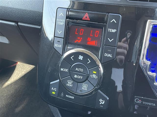 ヴォクシー ＺＳ　Ｇ’ｓ　社外ナビ　フルセグＴＶ　バックカメラ　両側パワースライドドア　サンルーフ　ＥＴＣ　パドルシフト　オートライト　オートエアコン　電格ミラー　スマートキー　スペアキー　プッシュスタート　パワーステアリング（11枚目）