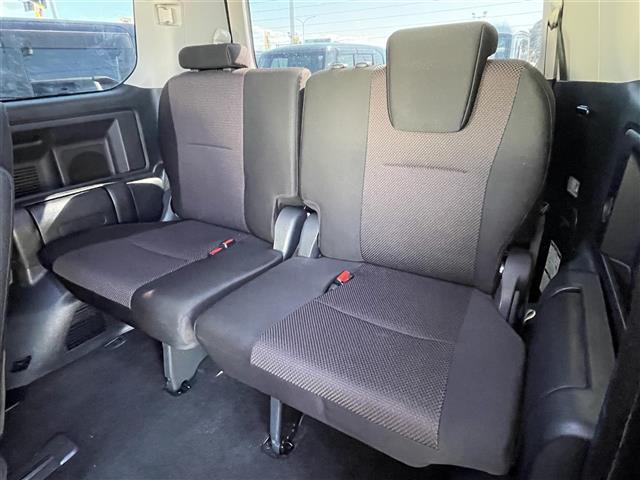 ヴォクシー ＺＳ　Ｇ’ｓ　社外ナビ　フルセグＴＶ　バックカメラ　両側パワースライドドア　サンルーフ　ＥＴＣ　パドルシフト　オートライト　オートエアコン　電格ミラー　スマートキー　スペアキー　プッシュスタート　パワーステアリング（22枚目）