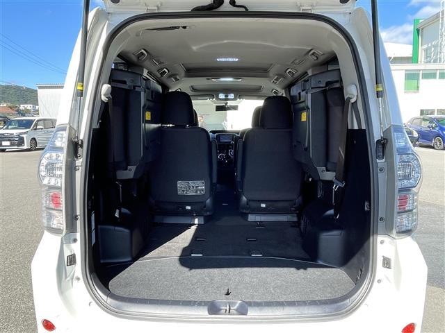 ヴォクシー ＺＳ　Ｇ’ｓ　社外ナビ　フルセグＴＶ　バックカメラ　両側パワースライドドア　サンルーフ　ＥＴＣ　パドルシフト　オートライト　オートエアコン　電格ミラー　スマートキー　スペアキー　プッシュスタート　パワーステアリング（24枚目）