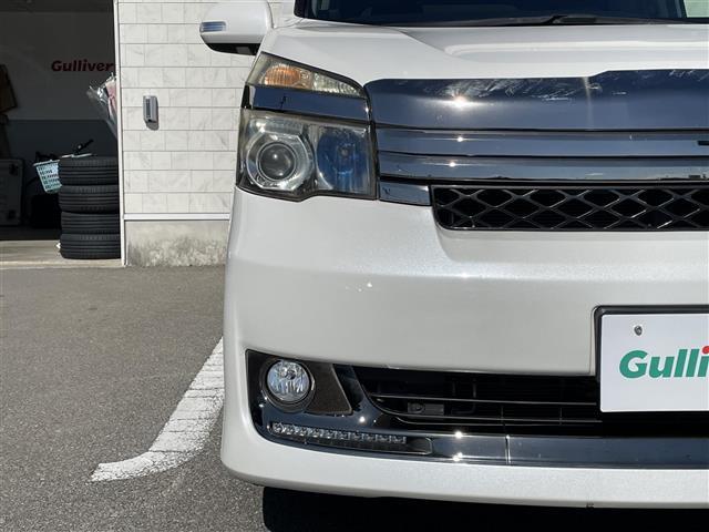 ヴォクシー ＺＳ　Ｇ’ｓ　社外ナビ　フルセグＴＶ　バックカメラ　両側パワースライドドア　サンルーフ　ＥＴＣ　パドルシフト　オートライト　オートエアコン　電格ミラー　スマートキー　スペアキー　プッシュスタート　パワーステアリング（31枚目）