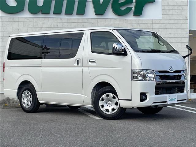 ハイエースバン スーパーＧＬ　ダーク　プライムＩＩ　プッシュスタート　ドライブレコーダー　バックカメラ　パワーステアリング　パワーウィンドウ　ハーフレザーシート　オートライト　純正アルミホイール　純正ＬＥＤヘッドライト　オートライト　盗難防止装置（24枚目）