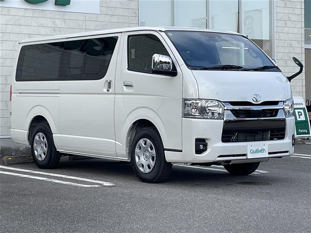 ハイエースバン スーパーＧＬ　ダーク　プライムＩＩ　プッシュスタート　ドライブレコーダー　バックカメラ　パワーステアリング　パワーウィンドウ　ハーフレザーシート　オートライト　純正アルミホイール　純正ＬＥＤヘッドライト　オートライト　盗難防止装置（25枚目）