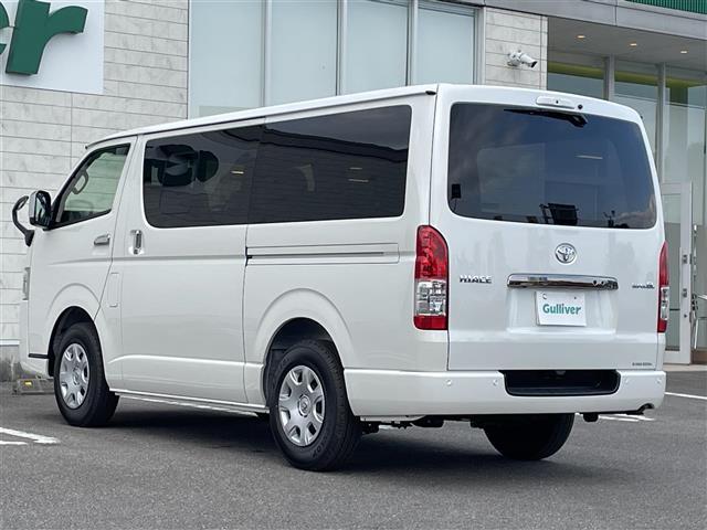 ハイエースバン スーパーＧＬ　ダーク　プライムＩＩ　プッシュスタート　ドライブレコーダー　バックカメラ　パワーステアリング　パワーウィンドウ　ハーフレザーシート　オートライト　純正アルミホイール　純正ＬＥＤヘッドライト　オートライト　盗難防止装置（29枚目）