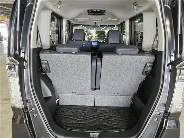 N-BOX G・ターボパッケージ 社外ナビ フルセグ バックカメラ 後席用モニター ETC 両側パワスラ キノセンヘッドランプ オートライト クルコン パドルシフト オートエアコン プッシュエンジンスタート スマートキー 禁煙車(10枚目)