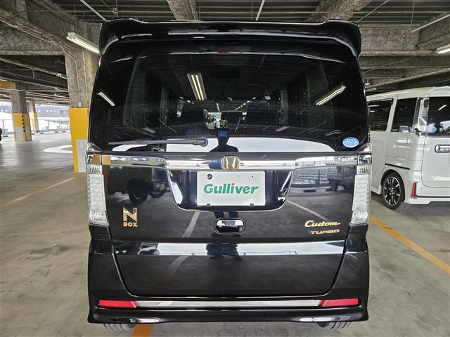 N-BOX G・ターボパッケージ 社外ナビ フルセグ バックカメラ 後席用モニター ETC 両側パワスラ キノセンヘッドランプ オートライト クルコン パドルシフト オートエアコン プッシュエンジンスタート スマートキー 禁煙車(13枚目)