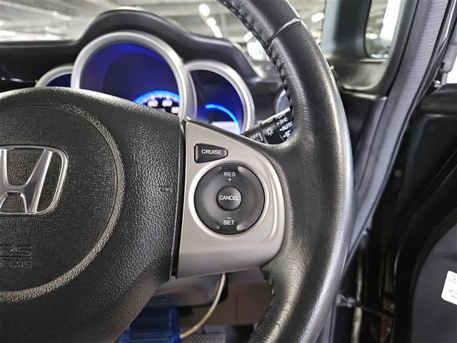 N-BOX G・ターボパッケージ 社外ナビ フルセグ バックカメラ 後席用モニター ETC 両側パワスラ キノセンヘッドランプ オートライト クルコン パドルシフト オートエアコン プッシュエンジンスタート スマートキー 禁煙車(19枚目)