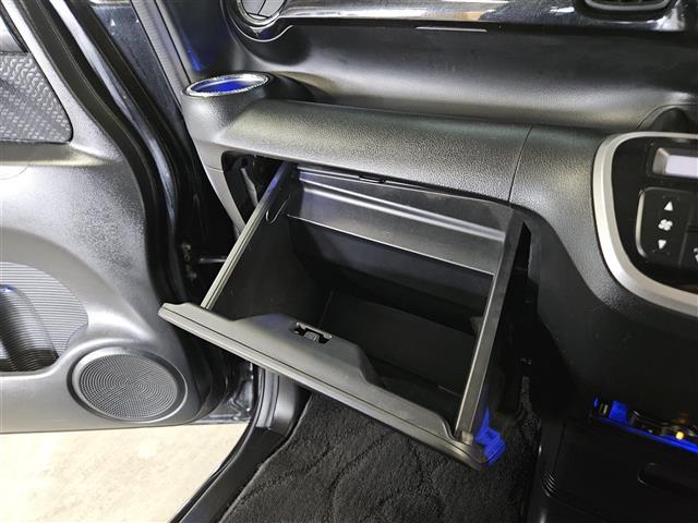 N-BOX G・ターボパッケージ 社外ナビ フルセグ バックカメラ 後席用モニター ETC 両側パワスラ キノセンヘッドランプ オートライト クルコン パドルシフト オートエアコン プッシュエンジンスタート スマートキー 禁煙車(24枚目)