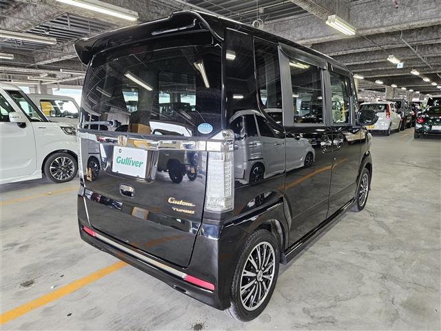 N-BOX G・ターボパッケージ 社外ナビ フルセグ バックカメラ 後席用モニター ETC 両側パワスラ キノセンヘッドランプ オートライト クルコン パドルシフト オートエアコン プッシュエンジンスタート スマートキー 禁煙車(32枚目)