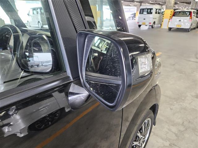 N-BOX G・ターボパッケージ 社外ナビ フルセグ バックカメラ 後席用モニター ETC 両側パワスラ キノセンヘッドランプ オートライト クルコン パドルシフト オートエアコン プッシュエンジンスタート スマートキー 禁煙車(34枚目)