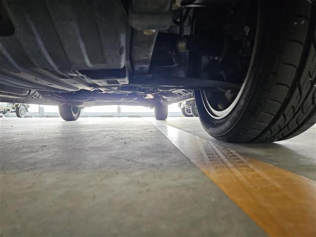 N-BOX G・ターボパッケージ 社外ナビ フルセグ バックカメラ 後席用モニター ETC 両側パワスラ キノセンヘッドランプ オートライト クルコン パドルシフト オートエアコン プッシュエンジンスタート スマートキー 禁煙車(39枚目)