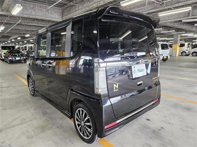 N-BOX G・ターボパッケージ 社外ナビ フルセグ バックカメラ 後席用モニター ETC 両側パワスラ キノセンヘッドランプ オートライト クルコン パドルシフト オートエアコン プッシュエンジンスタート スマートキー 禁煙車(43枚目)