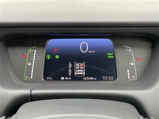 フィット ｅ：ＨＥＶリュクス　ワンオーナー　純正ナビ　アラウンドビューモニター　ドライブレコーダー　ＥＴＣ２．０　レーダークルーズコントロール　シートヒーター　ハンドルヒーター　オートライト　電格ミラー　スマートキー（7枚目）