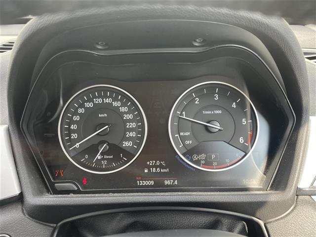 Ｘ１ ｘＤｒｉｖｅ　１８ｄ　純正ナビゲーション　ＡＭ　ＦＭ　ＣＤ　ＤＶＤ　バックカメラ　ＥＴＣ車載器　クルーズコントロール　電動パーキングブレーキ　ＬＥＤヘッドライト　フォグランプ　ウィンカーミラー　電動格納ミラー（4枚目）