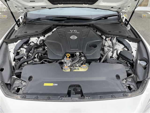 スカイライン ４００Ｒ　純正ナビ　アラウンドビューカメラ　ＥＴＣ　ドライブレコーダー　パドルシフト　レーダークルーズコントロール　プロパイロット　オートライト　パワーシート　オットマン　シートヒーター　スマートキー（39枚目）