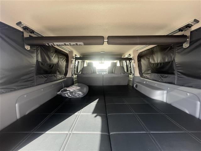 ＮＶ３５０キャラバンバン ロングプレミアムＧＸ　純正ナビゲーション　ＡＭ　ＦＭ　ＣＤ　ＤＶＤ　ＴＶ　バックカメラ　衝突軽減ブレーキ　ドライブレコーダー　ベットキット　ＥＴＣ車載器　両側スライドドア　電動格納ミラー　スマートキー　プッシュスタート（18枚目）