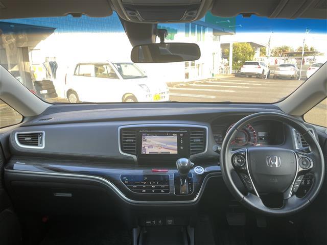 オデッセイ アブソルート・ＥＸ　純正ナビ　フルセグテレビ　Ｂｌｕｅｔｏｏｔｈ　ＤＶＤ　全方位カメラ　ＣＴＢＡ　両側パワースライドドア　ブラインドスポットモニター　純正フロアマット　クルーズクルーズコントロール　ビルトインＥＴＣ（18枚目）