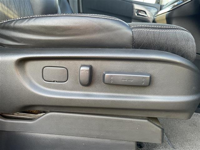 オデッセイ アブソルート・ＥＸ　純正ナビ　フルセグテレビ　Ｂｌｕｅｔｏｏｔｈ　ＤＶＤ　全方位カメラ　ＣＴＢＡ　両側パワースライドドア　ブラインドスポットモニター　純正フロアマット　クルーズクルーズコントロール　ビルトインＥＴＣ（30枚目）