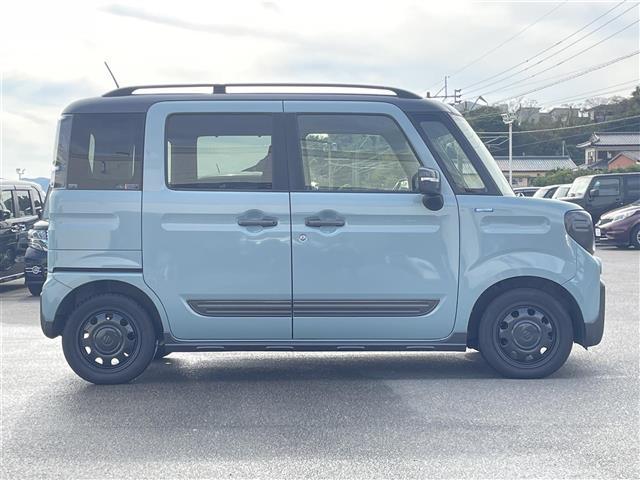 スペーシアギア ハイブリッドＸＺ　ターボ　社外ＳＤナビゲーションＡＶＮ－Ｖ０１　ＡＭ　ＦＭ　ＣＤ　ＤＶＤ　ＴＶ　衝突軽減ブレーキ　両側パワーバックドア　クルーズコントロール　パドルシフト　スマートキー　プッシュスタート　シートヒーター（38枚目）