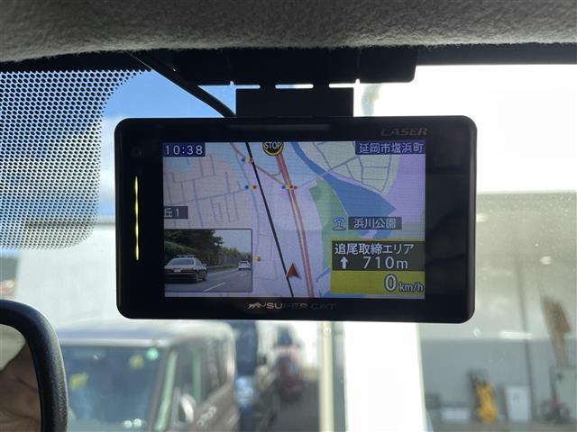 ＮＶ３５０キャラバンバン プレミアムＧＸロングブラックギア　社外ナビゲーション　ＡＭ　ＦＭ　ＣＤ　ＤＶＤ　ＢＴ　ＴＶ　バックカメラ　ベットキット　社外レーダー　パワースライドドア　衝突軽減ブレーキ　ＥＴＣ車載器　スマートキー　プッシュスター（5枚目）