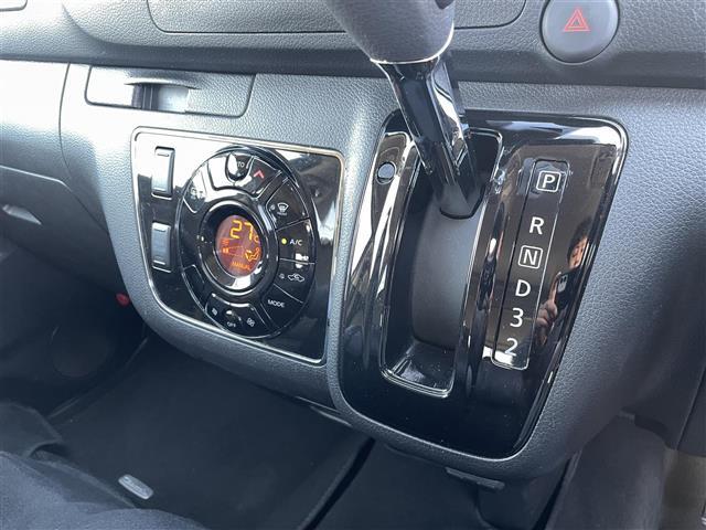 ＮＶ３５０キャラバンバン プレミアムＧＸロングブラックギア　社外ナビゲーション　ＡＭ　ＦＭ　ＣＤ　ＤＶＤ　ＢＴ　ＴＶ　バックカメラ　ベットキット　社外レーダー　パワースライドドア　衝突軽減ブレーキ　ＥＴＣ車載器　スマートキー　プッシュスター（8枚目）